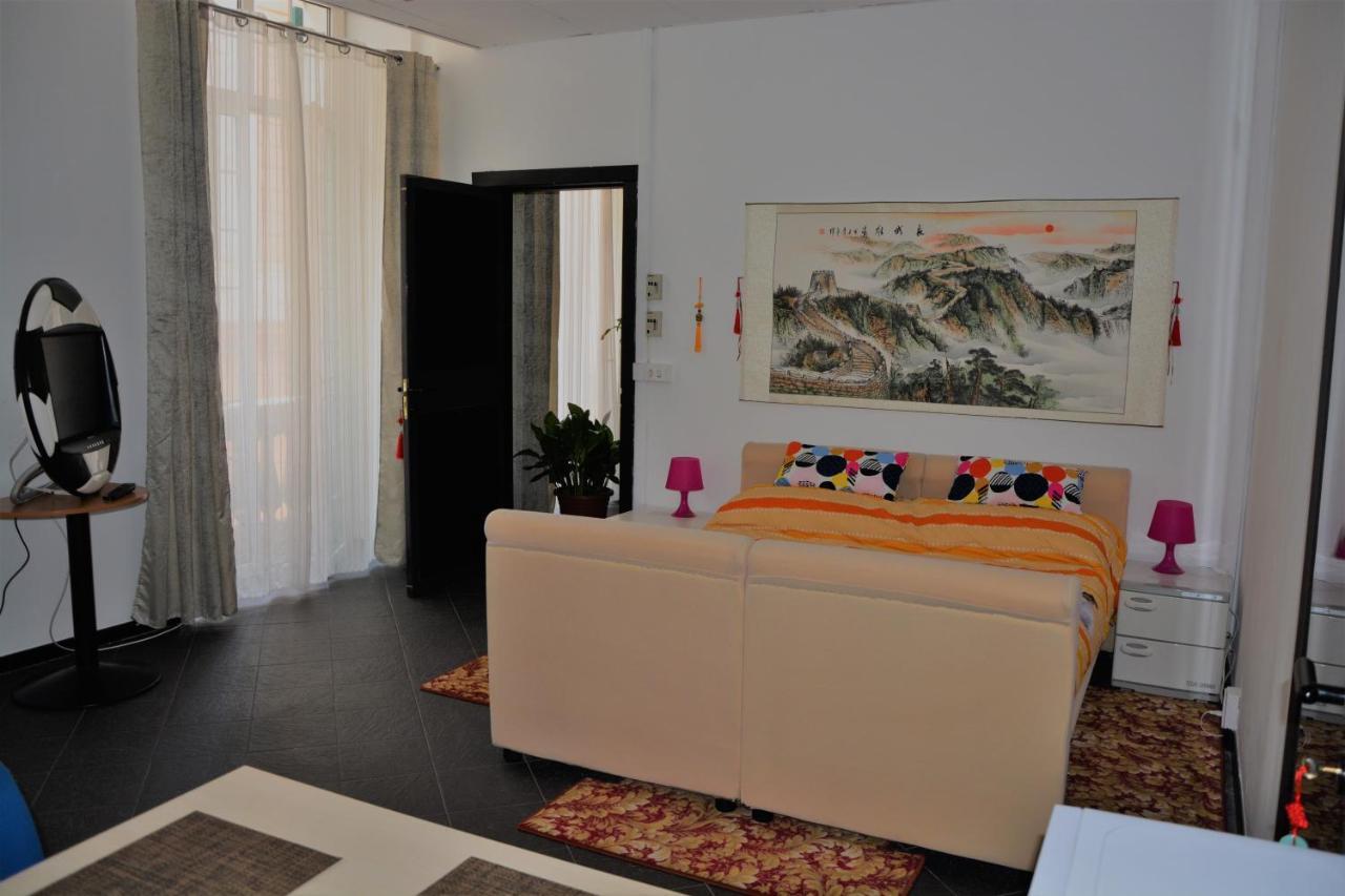 Green House Bed & Breakfast Genoa Bagian luar foto